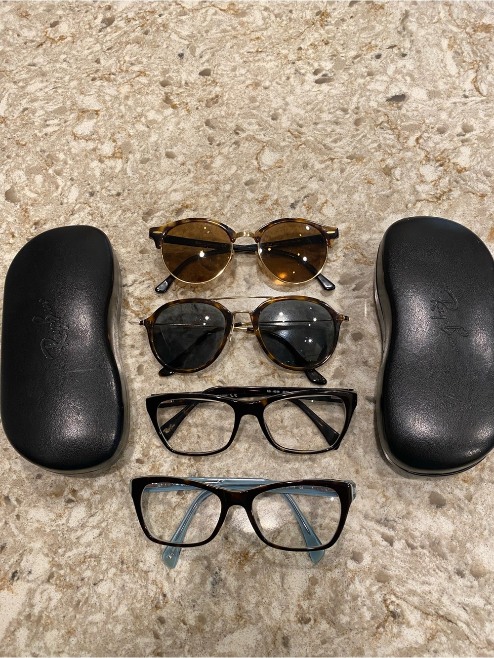 Ray-Ban bundle of four pairs with two cases
